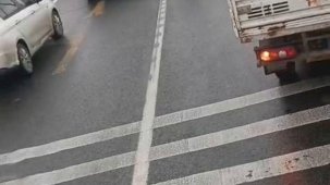 Ayvalık’ta polisten kaçan sürücü kovalamacada kıskıvrak yakalandı