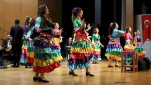 Bursa’da ‘Balkan ve Roman Gecesi’ coşkusu