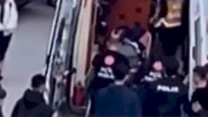 Bursa'da gençler arasında bıçaklı kavga