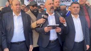 Bursa'da metal işçileri patronlarının kapısına dayandı