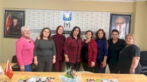 Bursa’dan 5 Aralık mesajı: Türk kadını Cumhuriyet’in aydınlık yüzü