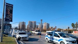 İzmir’de alkollü sürücünün çarptığı yaşlı kadın hayatını kaybetti