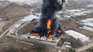 Kırıkkale’deki kimya fabrikasındaki yangına müdahale sürüyor