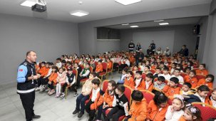 Osmangazi’de minikler zabıtanın görevlerini öğrendi