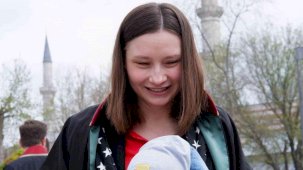 Pencereden düşen avukat kaldırıldığı hastanede kurtarılamadı