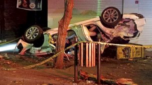 Takla atan araçta bulunan 1 kişi öldü, 1 kişi yaralandı