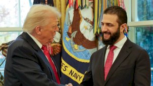 Trump'tan Suriye yaptırımlarını kaldıran yasaya imza