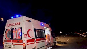 Uşak’ta feci kaza: Otomobilin çarptığı 3 kişi hayatını kaybetti