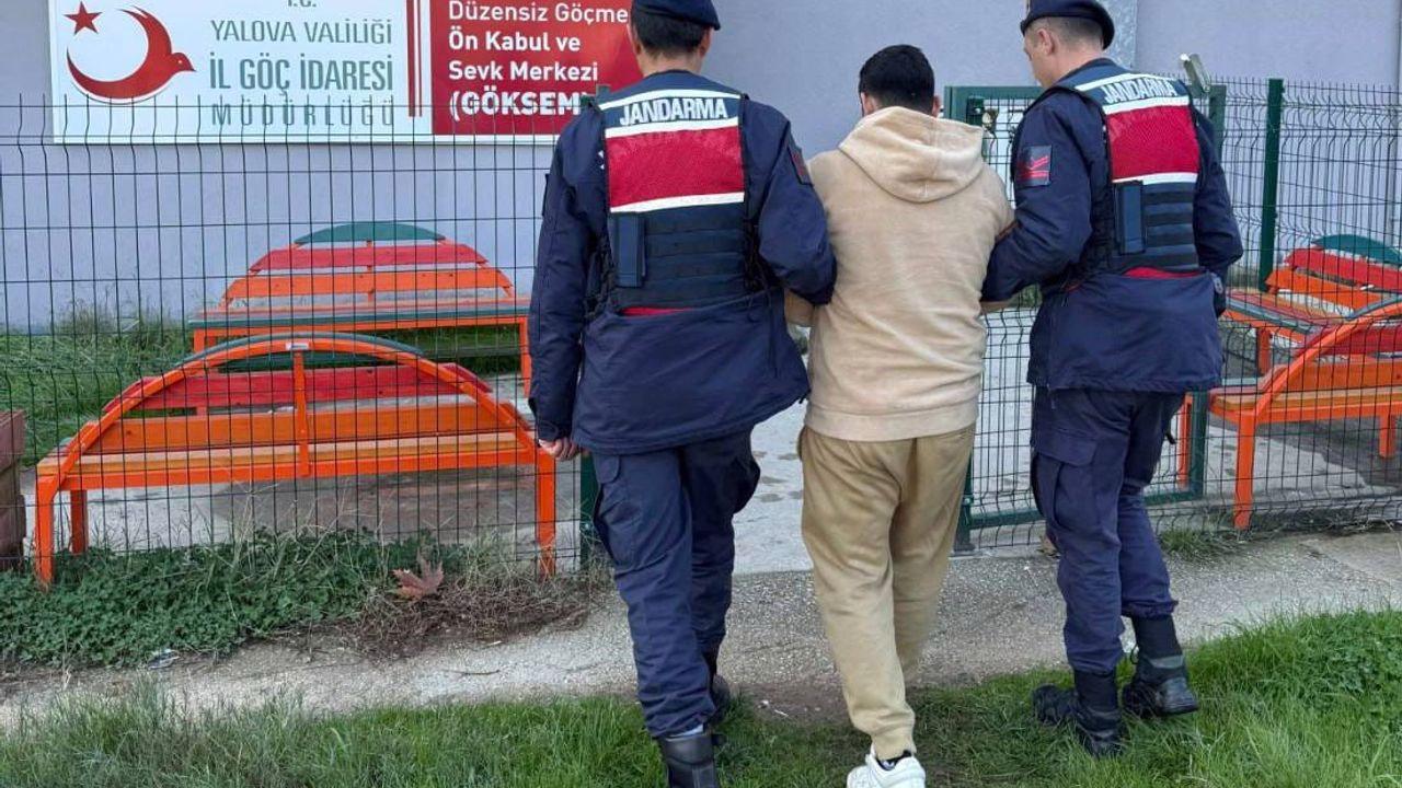 Yalova’da kırmızı bültenle aranan uyuşturucu taciri yakalandı