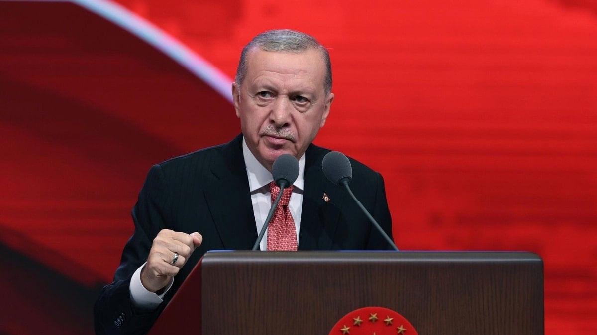 Cumhurbaşkanı Erdoğan'dan önemli açıklamalar