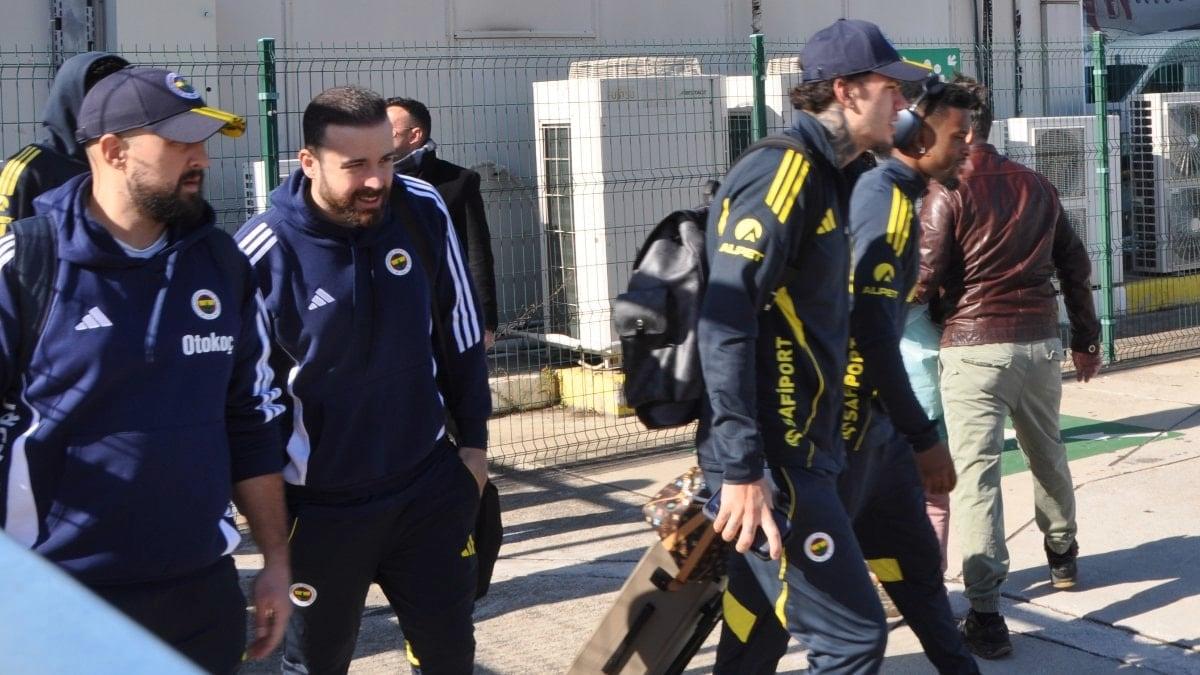 Fenerbahçe, Antalya'dan ayrıldı