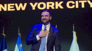 ABD’de tarihi yemin: Zohran Mamdani Kur’an-ı Kerim'e el basarak göreve başlayacak