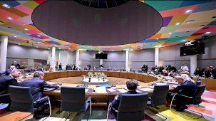 AB'den Trump mesajı. 