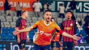 Başakşehir, Fatih Karagümrük'ü iki golle geçti