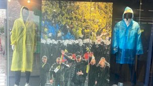 Fenerbahçe, yağmurluk satışlarına başladı