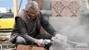 Giresun’da taş işlemeciliğiyle 12 yılda 164 çeşme yaptı