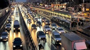 İstanbul'da trafik çilesi sürüyor: Bugün oran yüzde 87