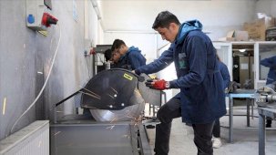 Türkiye’de OSB sayısı 416’ya yükseldi, mesleki eğitimde öğrenci sayısı rekor kırdı