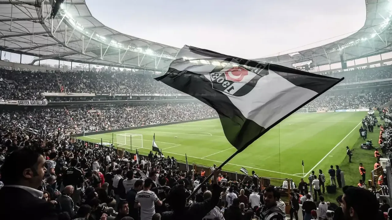 Beşiktaş tribünü karıştı, 15 taraftara adli işlem yapıldı