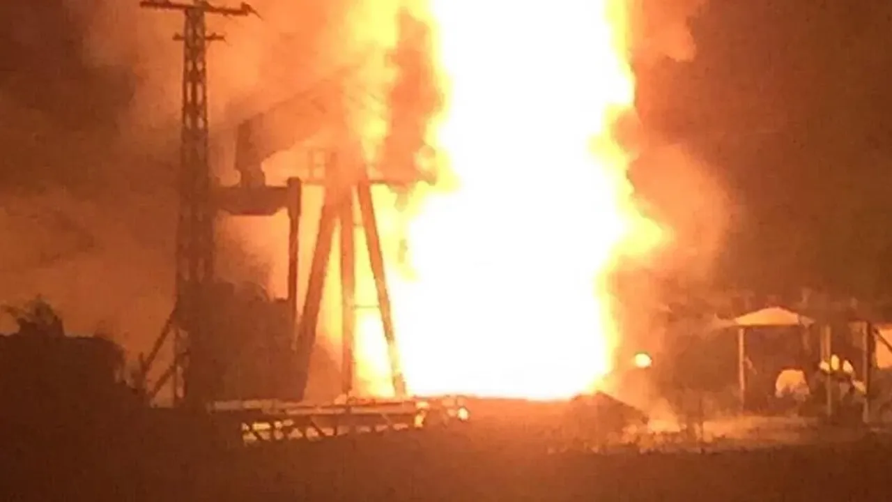 Petrol rafinerisinde patlama