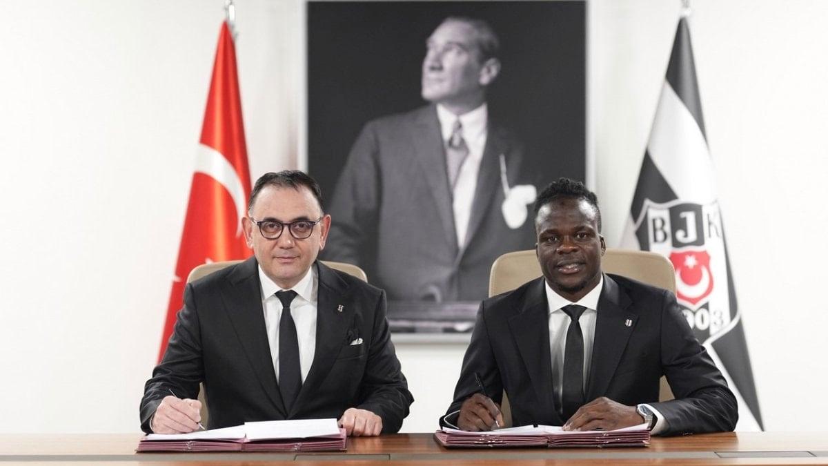 Beşiktaş, Junior Olaitan'la sözleşme imzaladı