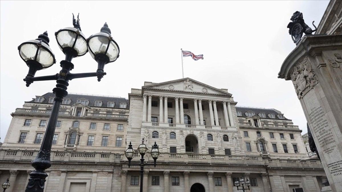 İngiltere Merkez Bankası, politika faizini sabit tuttu