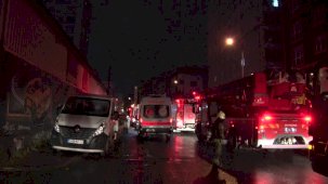 Esenyurt'ta sitede yangın paniği: 14 katlı bina boşaltıldı