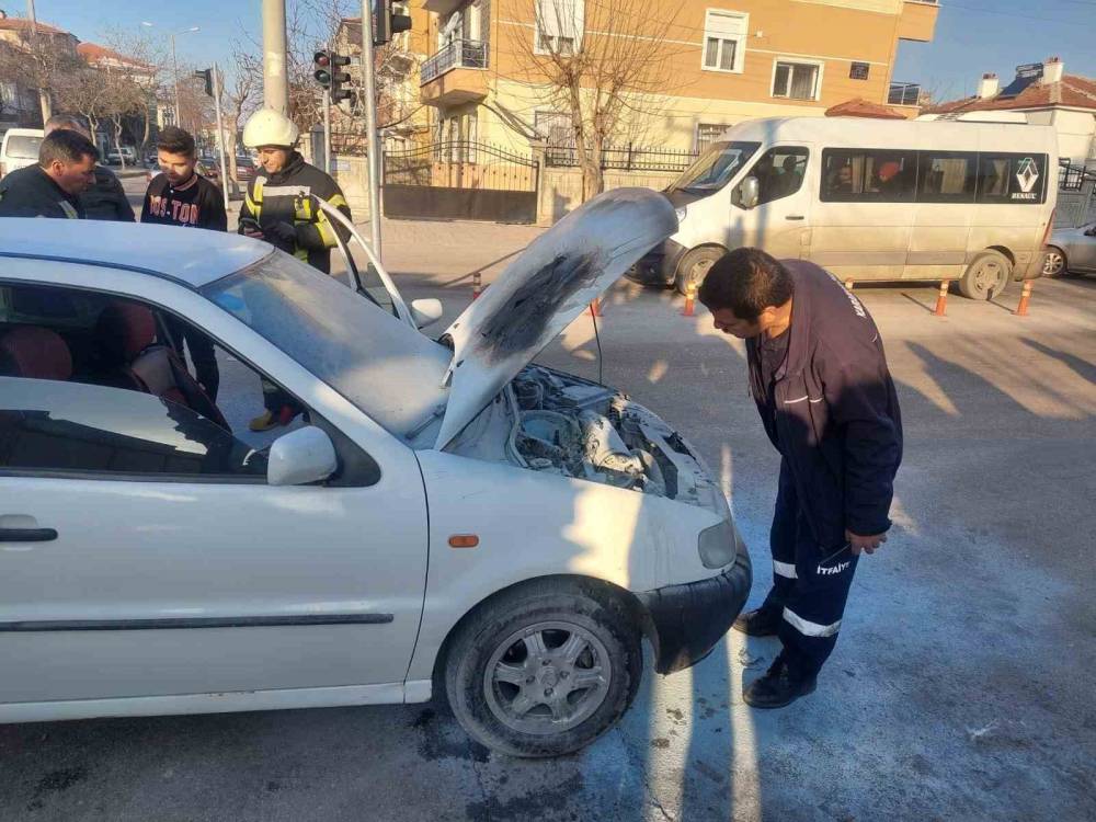 Karaman’da otomobil yangını