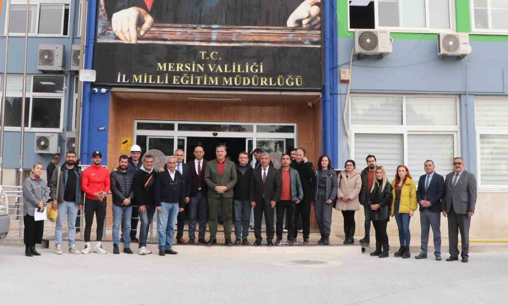 Gönüllü rehber öğretmenler Hatay’a gönderildi