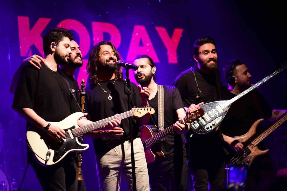 Koray Avcı yeni şarkısının hikayesini anlattı: Aylardır tek başıma geziyorum
