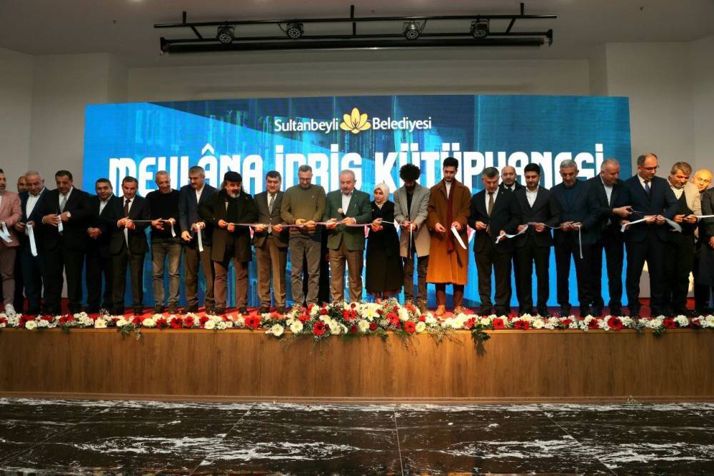 TBMM Başkanı Şentop, Sultanbeyli’de ’Mevlana İdris Kütüphanesi’nin açılış törenine katıldı