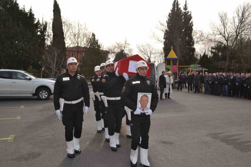 Polis memuruna hüzünlü veda