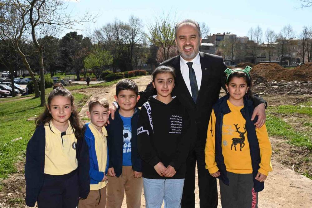 Teoman Özalp Parkı’nda dönüşüm başladı