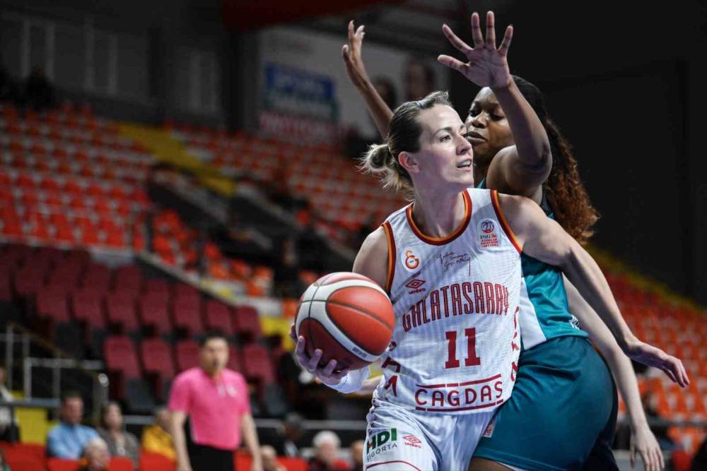 Galatasaray normal sezonun son maçında Nesibe Aydın’a konuk olacak