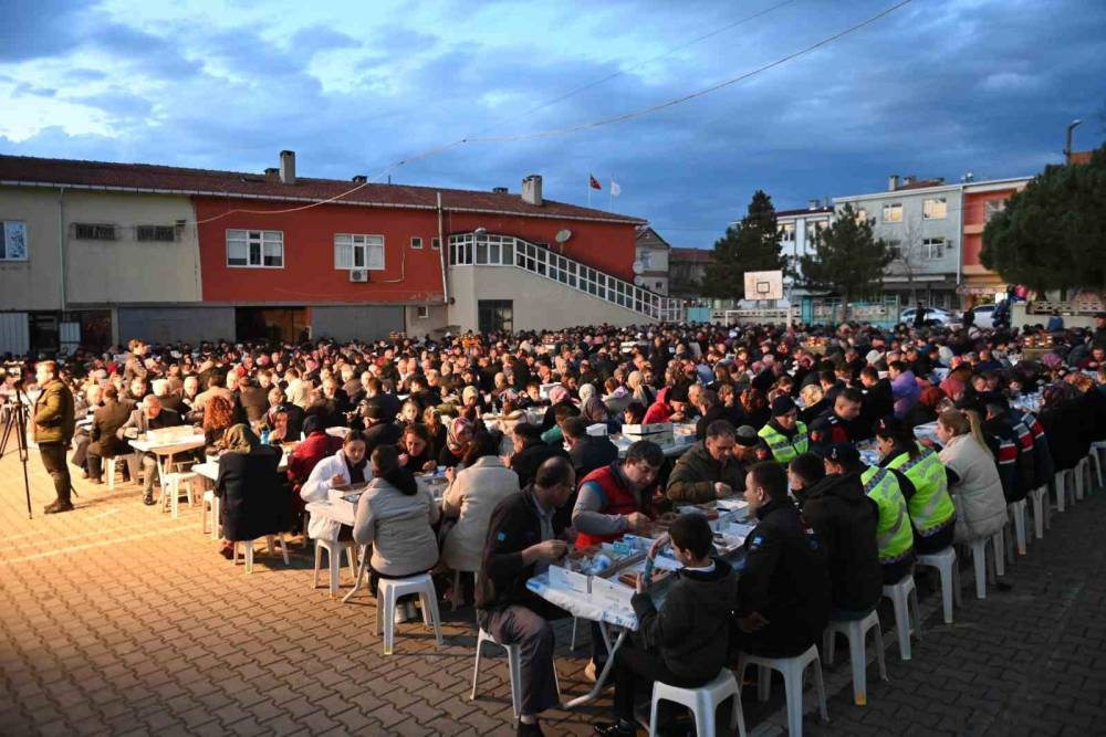 Tekirdağ’da toplu iftarlar devam ediyor
