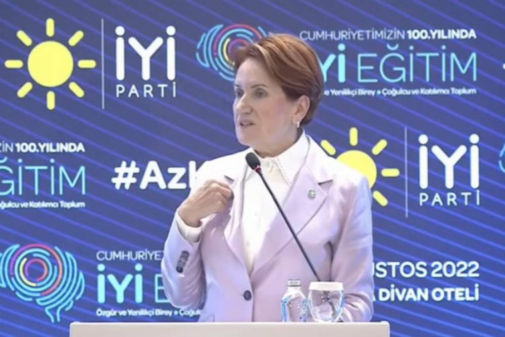 Akşener 'İYİ Eğitim'i anlattı... Değişmedik hiç bir şey kalmadı