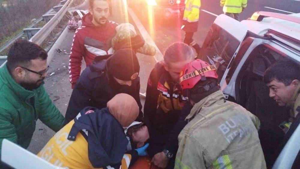 Otoyolda can pazarı: 1’i ağır 5 yaralı