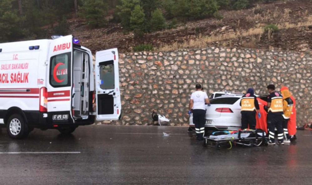 Akçeşme'de Trafik Kazası: Ölü ve Yaralılar