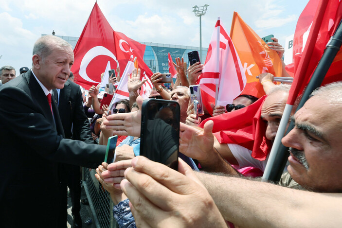 Cumhurbaşkanı Erdoğan, KKTC'ye İlk Yurt Dışı Ziyaretini Gerçekleştirdi
